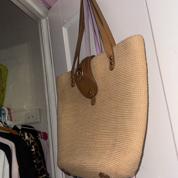 Unlisted Items - Picture 5 of 17